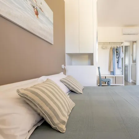 Donna Nella Appartement *
